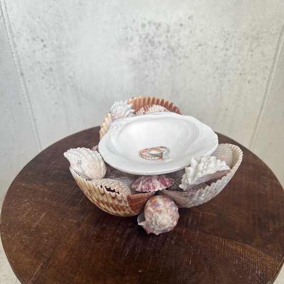 Handmade Shell Bowl - Picture 3 of 4